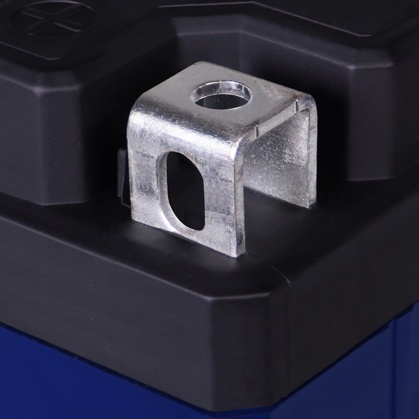 https://www.mightymaxbattery.com/wp-content/uploads/2025/12/3880569_3_0.jpg