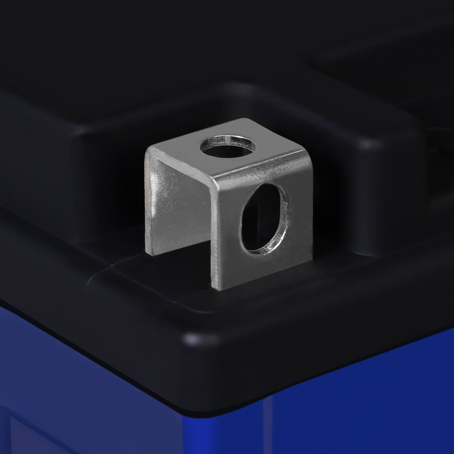 https://www.mightymaxbattery.com/wp-content/uploads/2025/12/3935507_3_0.jpg
